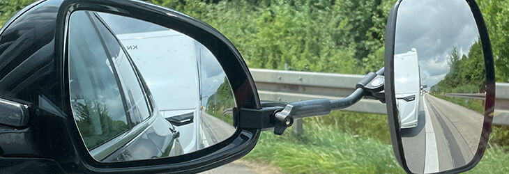 Onderweg met de EMUK caravanspiegels